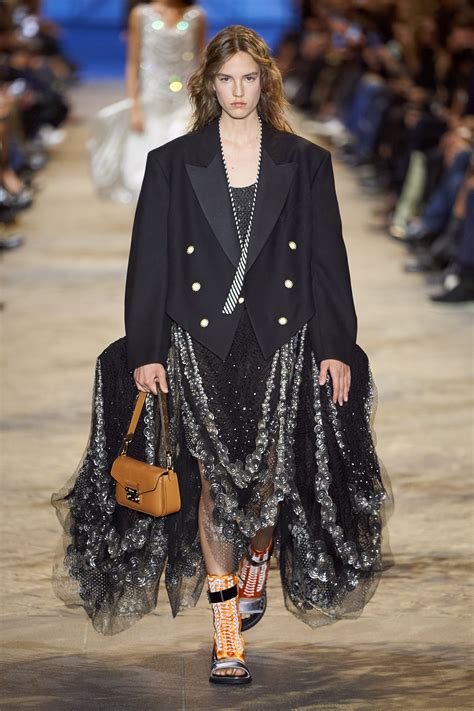 louis vuitton vogue 2022|Louis Vuitton spring 2022.